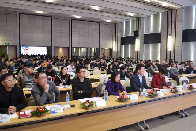 2015智慧園區(qū)大會(huì)圓滿成功，東方龍商務(wù)CEO陳谷音應(yīng)邀出席并精彩演講