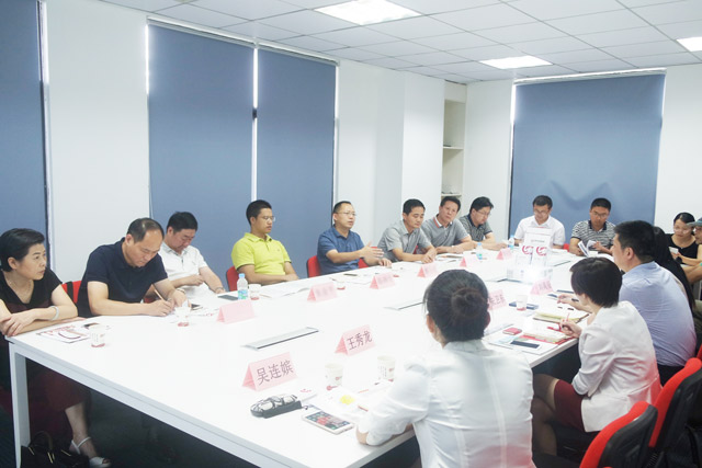 東方龍商務接待數(shù)十批湖南省市、縣政府考察團，全面交流委托招商引資合作