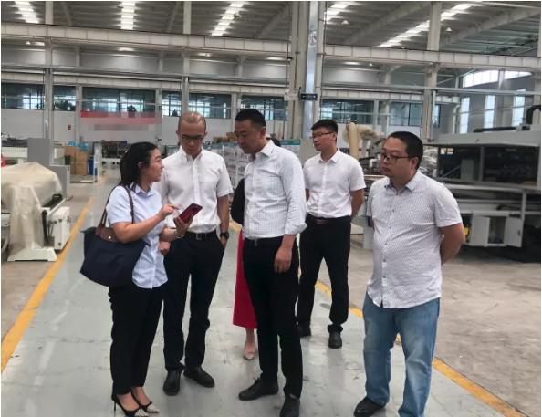 陪同政府園區(qū)赴高端家居智能裝備制造投資選址項目方對接考察，奠定良好合作基礎(chǔ)