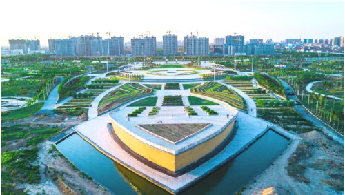 集團(tuán)全力助推河北滄州鹽山縣委托招商引資，強(qiáng)化特色產(chǎn)業(yè)，協(xié)同打造中國(guó)管道裝備制造基地！